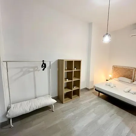 Lägenhet Luminoso Familiar Y Patio Privado Valencia