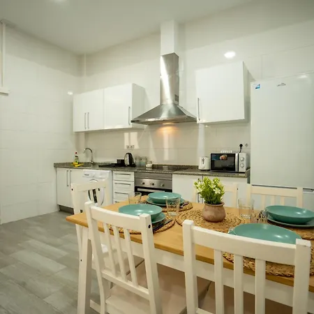 شقة Luminoso Apartamento Familiar Y Patio Privado *